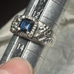 サイズ直しが完了し、輝きを取り戻したブルースピネルの指輪正面