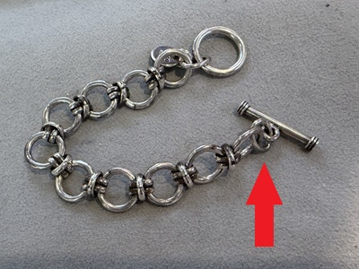 サイズ調整前のお預かりしたシルバーブレスレット全体の画像